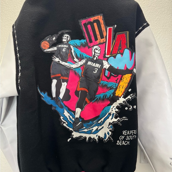 Miami Graphic Bomber Jacket - Black and White 100% wool - Picture 7 of 10